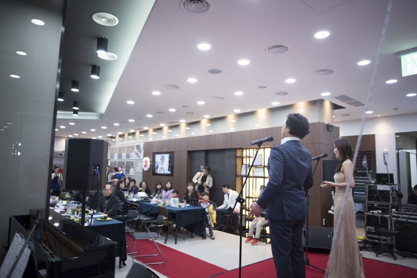 d188e97ef3e121d2e61b64a7994b53e8_1480640