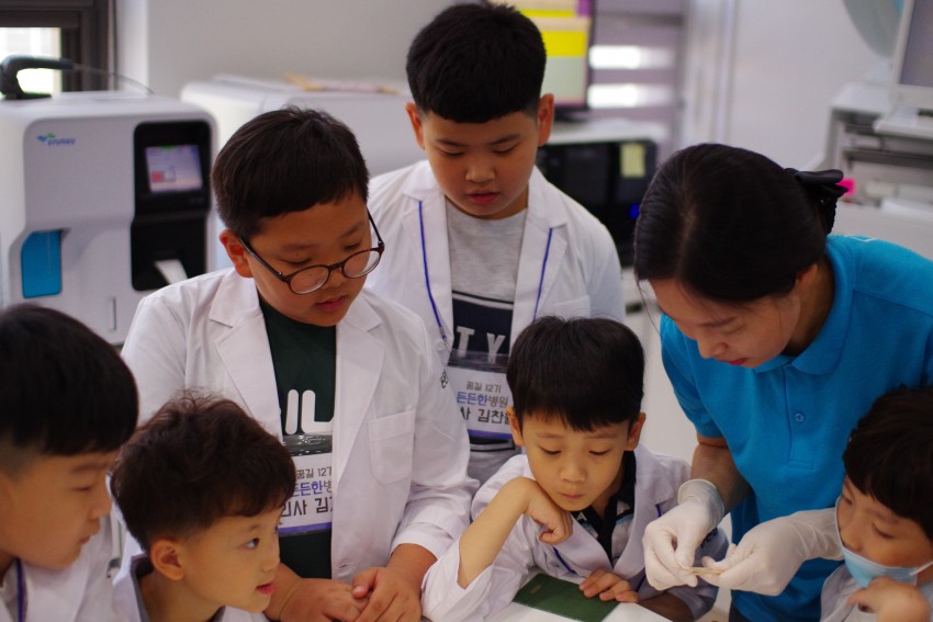 1d69fe21ac5dc750625b57a18f18e984_1527734