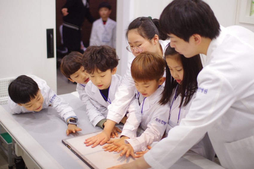 6e8734de2efab420bb4084907f0310d0_1550460