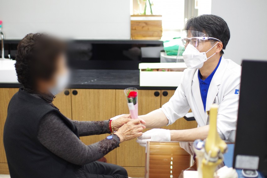 91a09c1dacec8db4cdcad3d2b833897d_1620869