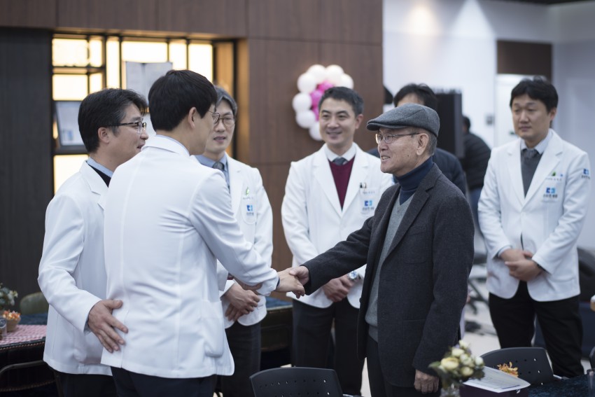 d188e97ef3e121d2e61b64a7994b53e8_1480638