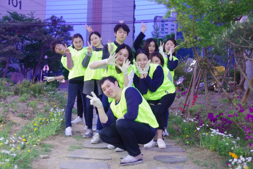 80a45e3a9f63914e0a7f8a40d2ed3e44_1495079