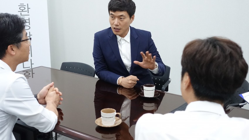 f2eed61c63295008f5c660cf4ee138a4_1505781