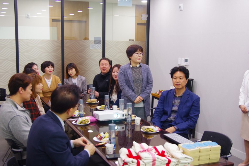 7eb4ff8eceed06046cdc0aefd0992cc9_1522974