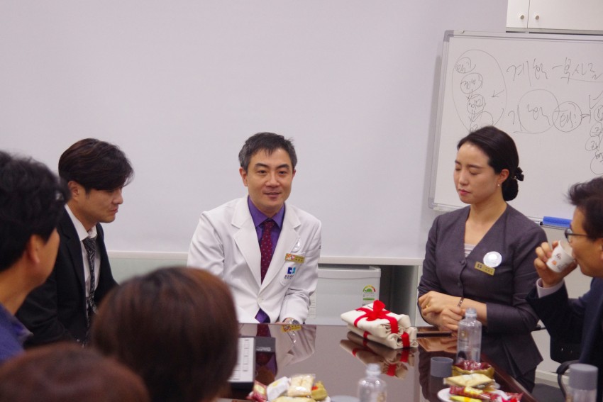 7eb4ff8eceed06046cdc0aefd0992cc9_1522974