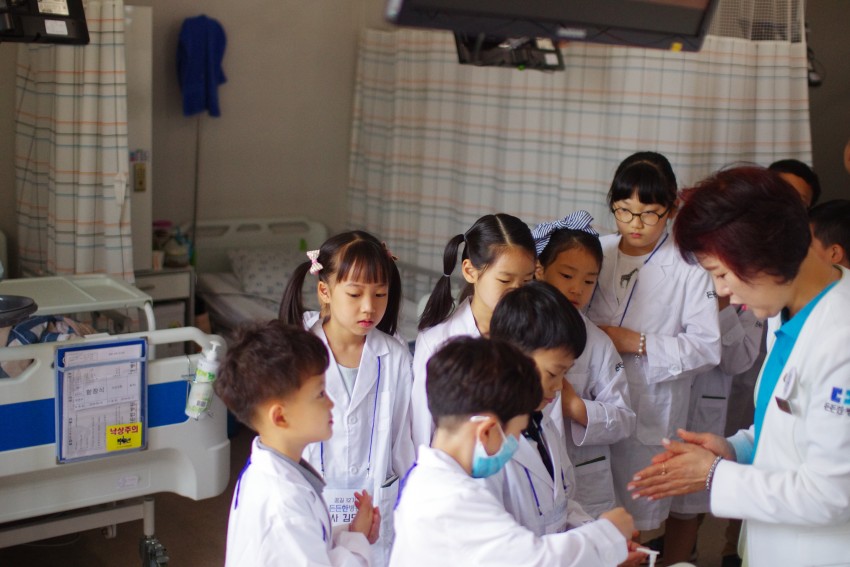 1d69fe21ac5dc750625b57a18f18e984_1527734