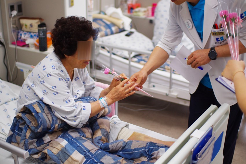 aac0ce965251fd869bba03418d012470_1527043