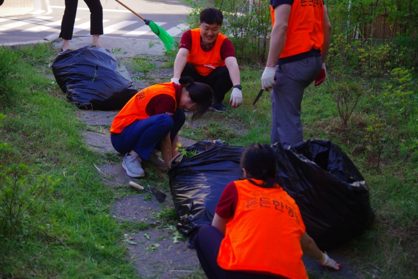 dcec3964cb590fdbda694945a78384d9_1559179