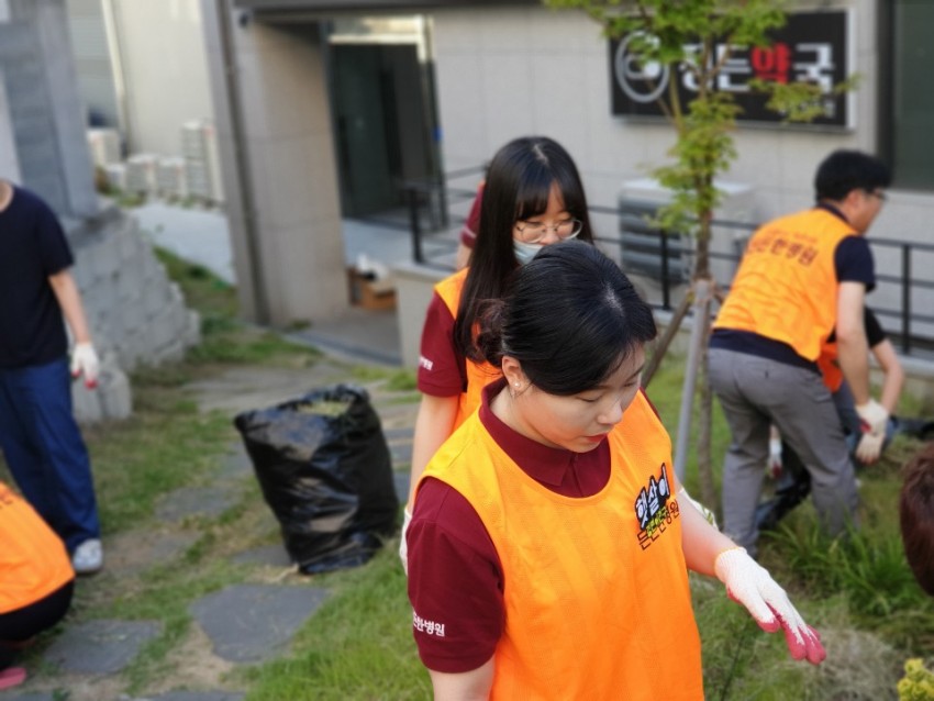 dcec3964cb590fdbda694945a78384d9_1559179