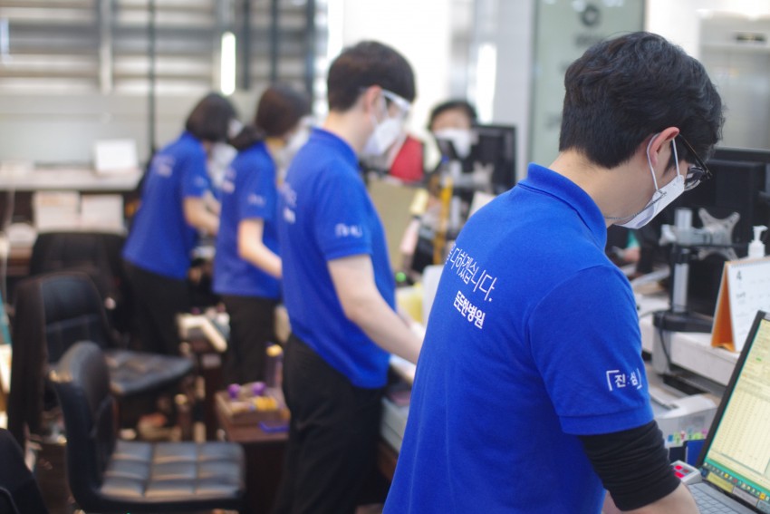 91a09c1dacec8db4cdcad3d2b833897d_1620868